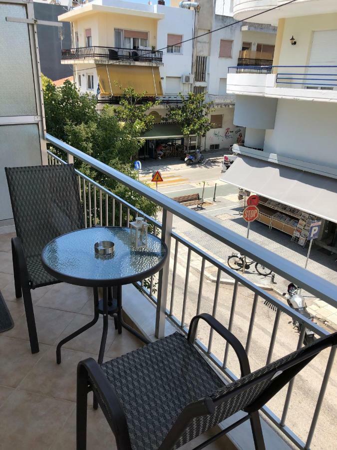Yellow Fresh Apartment-City Center Александруполис Екстериор снимка