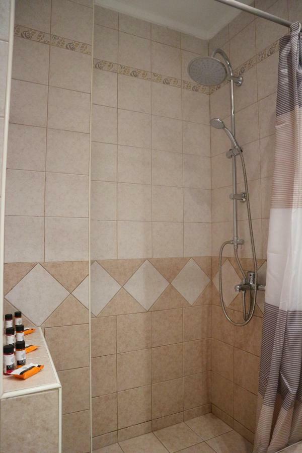 Yellow Fresh Apartment-City Center Александруполис Екстериор снимка